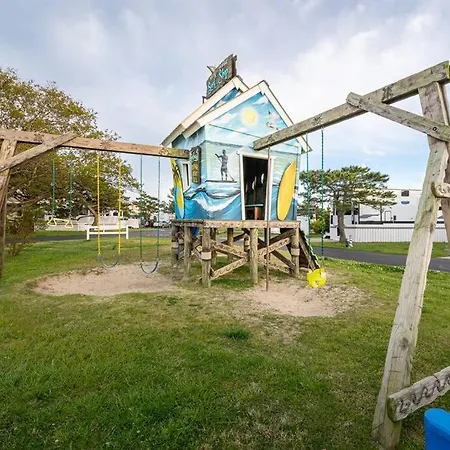 Sea La Vie Beach Cottage-2